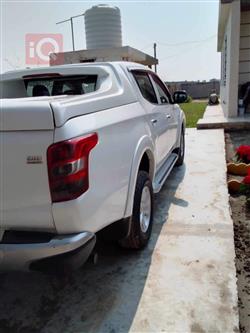 میتسوبیشی L200